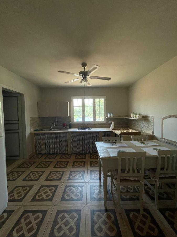 B&B Le Carrube Sava Luaran gambar